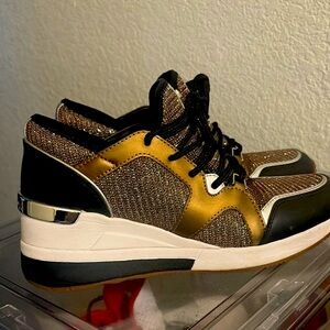 Stylish Black and Gold Women's Sneakers